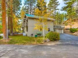 Bear & Moose Manor Permit #WSTR22,0202 and TLT #W-4770, pet-friendly hotel in Incline Village