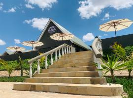 Outback Kenya Lodge, hotel di Machakos