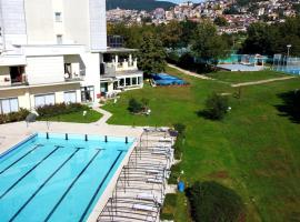 HOTIDAY Resort Fiuggi: Fiuggi'de bir otel