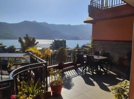 Golden Lake, hotel in Pokhara