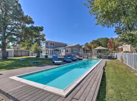 Grasonville Home w/ Private Pool on the Water, Hotel in Grasonville