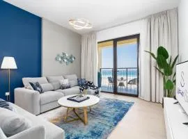 Ultimate Stay for 4 with Sunset Balcony at La Mer