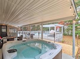 Pocono Home with Hot Tub, Fireplace and Game Room!, cottage in Saylorsburg