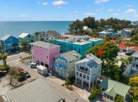 Sunset Beach House, hotel in Pittman Center