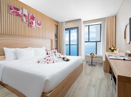 Emerald Bay Hotel & Spa, luxury hotel in Nha Trang