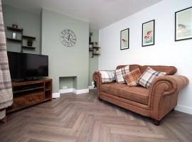 Wern farm cottage, hotel near Cwmbran Railway Station, Pontypool