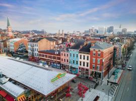 Luxury 4-Bedroom Retreat in the Heart of Over the Rhine, hotel a Cincinnati
