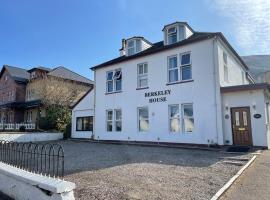 Berkeley House, hotel Fort Williamban