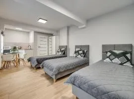 Central Platinum Apartments 18