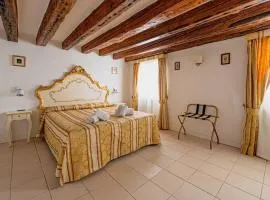 Casa Leone- cozy and central accommodation in Venice