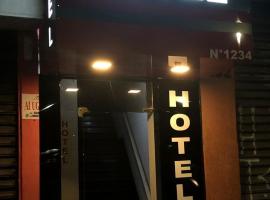 Hotel Popular Vila Mariana, capsule hotel in Sao Paulo