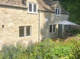 The Cot, holiday rental in Chalford