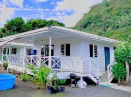 White Cloud，Paea的飯店