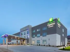 Holiday Inn Express & Suites - Firestone - Longmont , an IHG Hotel