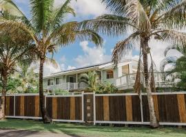 Seaview Paradise Palms and Zen Garden Apt, paplūdimio viešbutis mieste Pahoa