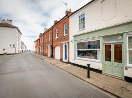 The Shiny Pebble, 5* ground floor.Coastal retreat., hotell i Southwold