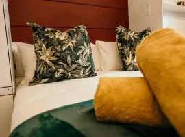 Uxolo Cape Town Living