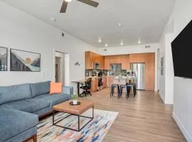 Family Friendly Luxury 4th Story Apartment