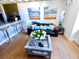 Superbe T3 duplex parking privé gratuit sur place