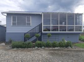 Riverton Cottage 2 Bedroom Close to beach, vacation rental in Riverton