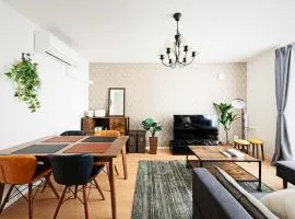 APHONGO HOTEL