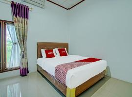 OYO 91852 Prima Guesthouse Syariah, hotel in Padang