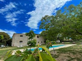 Exclusive Pool-open All Year-spoleto Biofarm-slps 8-village shops, bar1 km 3, hotel in Poreta