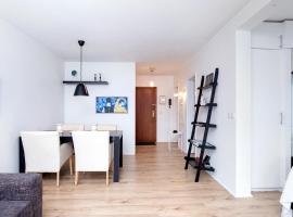 City view, bright & cozy - Free parking (A4), hotel near Imagine Peace Tower, Reykjav&iacute;k