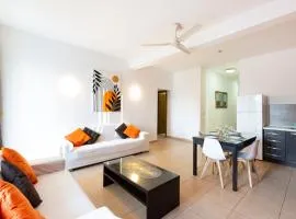 Lovely, Spacious High Floor APT in central PV & AC by 360 Estates