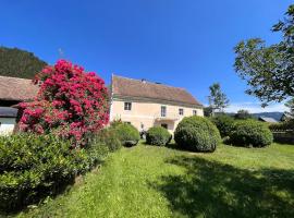 Hubenbauer - Bauernhaus mit Garten und Parkplatz, rental liburan di Unzmarkt