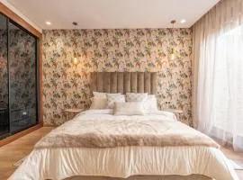 Luxury one bedroom in Maarif one