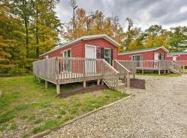 Cozy Cabin Community Pool and Lakefront Beach!