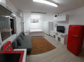 Estudio frente a Estación María Zambrano