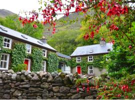 Delphi Lodge Cottages, lomamökki kohteessa Leenaun