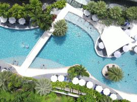 Holiday Inn Resort Phuket Karon Beach by IHG, Hotel in Strand Karon