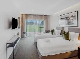 13th Beach Golf Lodges