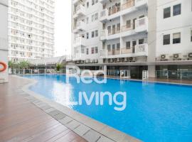 RedLiving Apartemen Sentul Tower - Skyland, hotel s bazenima u gradu 'Bogor'