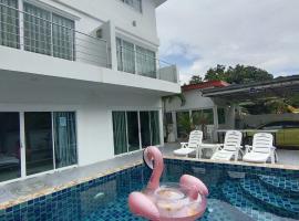 Nonnyse pool villa, ξενοδοχείο σε Ban Chamrung