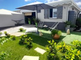 Bungalow TI GARDEN et son jacuzzi privé à Ste Luce, beach rental sa Les Coteaux