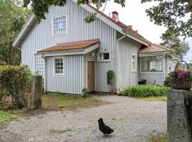 Narvan Maatilamajoitus Helenan Kanat ja Kammarit, agroturismo en Vesilahti