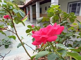 Casa do Bueno, hotel with parking in Teresina de Goias