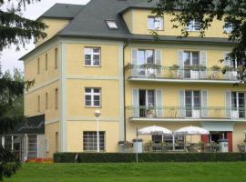 Lazensky Hotel Jirasek, hotel v destinaci Konstantinovy Lázně