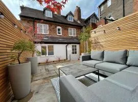 Georgian 3 bed house in historic town centre