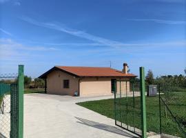 Casale Nel Verde, casa rural en San Vito Chietino