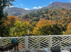 Carolina Views, hotel met parkeren in Cashiers