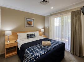 Edward Parry Motel and Apartments, hotel perto de The Golden Guitar, Tamworth