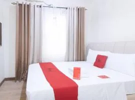 RedDoorz Plus @ Cuarto Verde Staycation