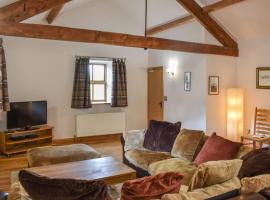 Uk39799 - Old Corner Barn, vacation home in Troutbeck