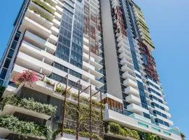 Serain Residences On Merivale Street