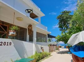 In Dai Aquasports and Beach Resort, hotel a Bantayan-szigeten